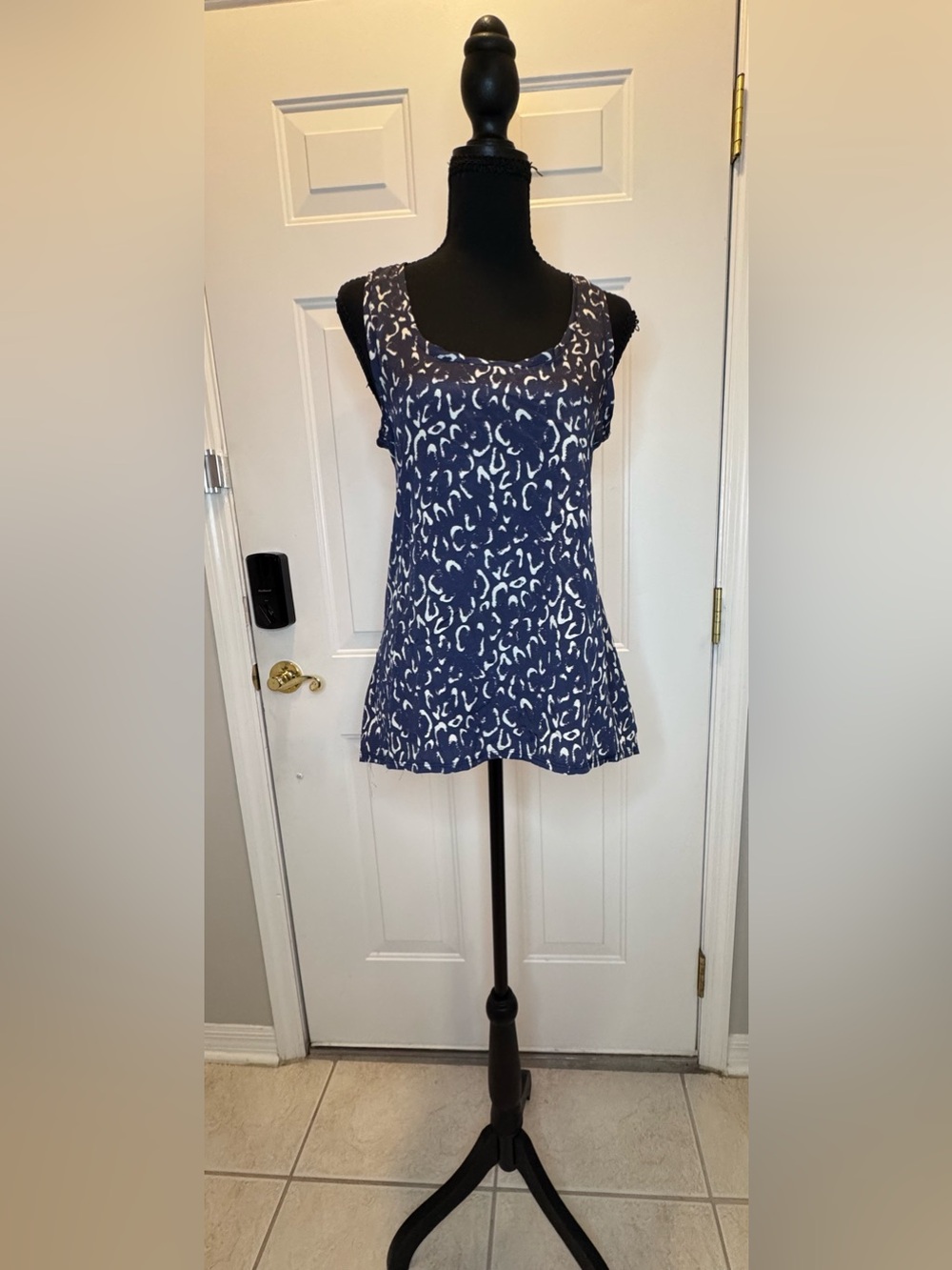 Sleeveless Navy Blue Printed Tank
